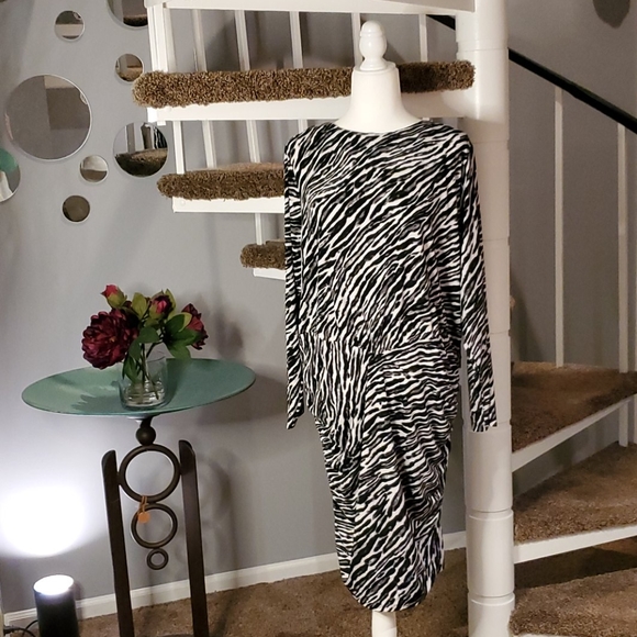 MICHAEL Michael Kors Dresses & Skirts - 💚🥂HP🥂💚 Plus-size Michael Kors Dress